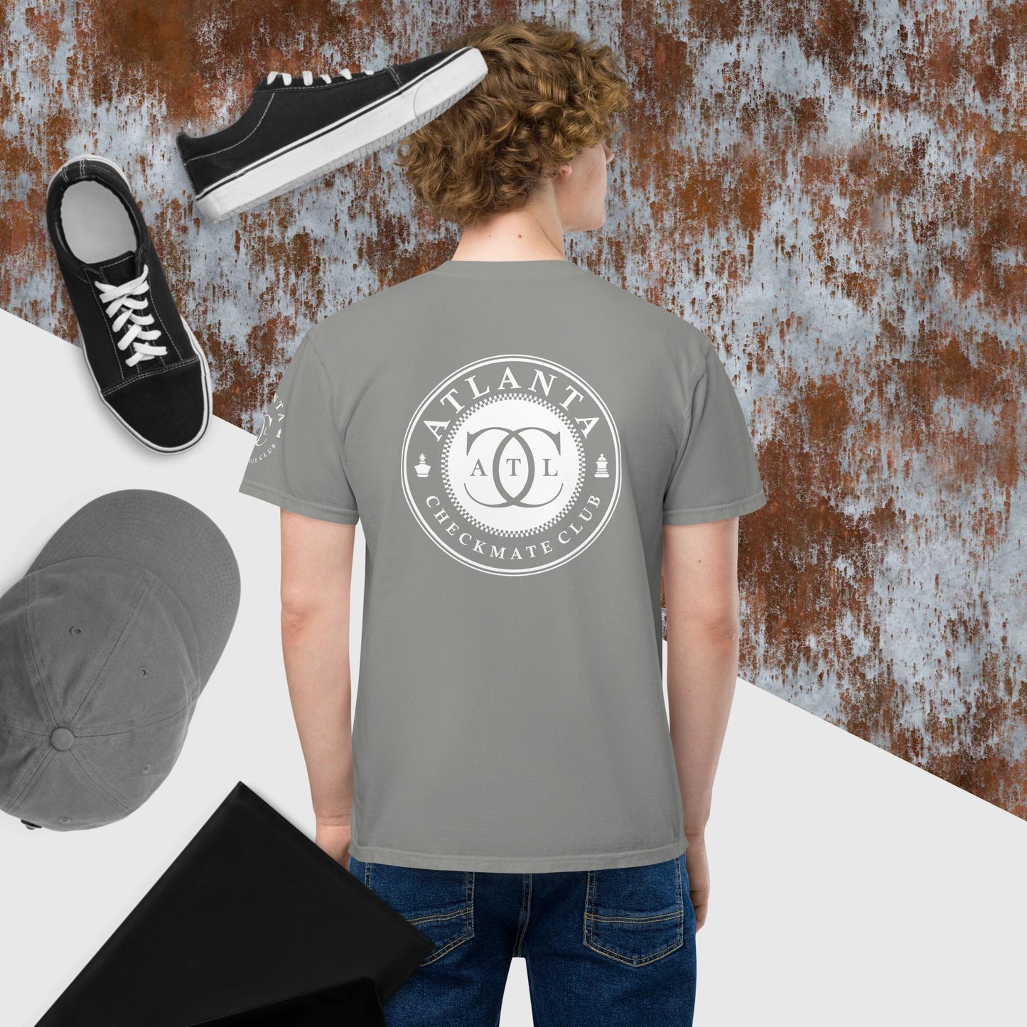 Unisex garment-dyed pocket t-shirt